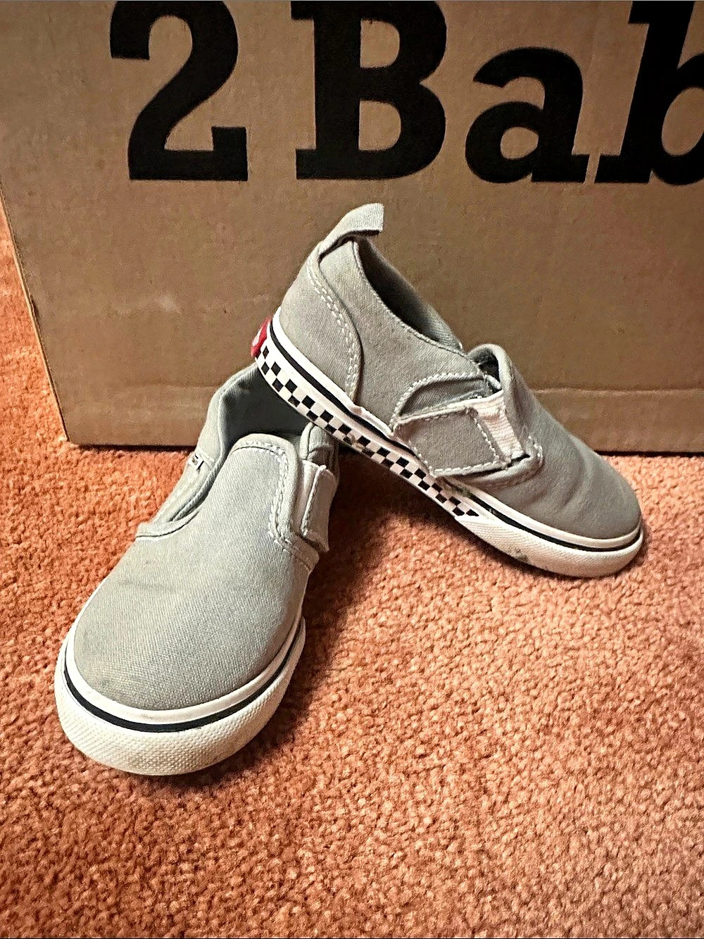 Vans Classic Slip-On Checkered Sneakers Gray & White toddler size 8
